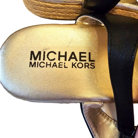 ♥︎ Michael KORS ♥︎ Perry Crysty ▪︎ Gold & Black Leather Bow Adjustable Sandals - Picture 4 of 9